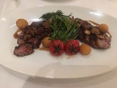 -卡佩罗意大利餐厅及酒吧Al Cappello Trattoria