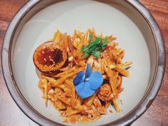 敲糖棒棒鸡-辛香汇·现炒川菜(淮海路百盛店)