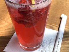 -星巴克臻选(上海合生汇1F店)