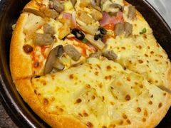 榴莲多多披萨拼超级至尊披萨-必胜客(江门万达店)
