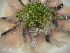 冲浪桂鱼-院里寻菜·精致庭院菜(观沙岭店)