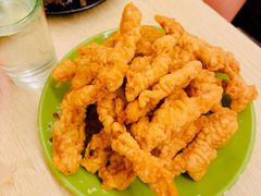 -洞庭洲·防空洞火锅·烧烤·铜锅涮肉(新百广场店)
