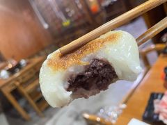 -果松木炭酸菜铜火锅·外婆参鸡汤