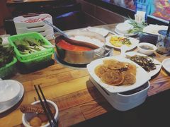 -蒙肥羊·酸汤潮牛·鲜牛肉火锅烤肉自助(岗顶店)