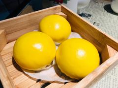 熔岩流沙包-粤港湾砂锅粥·宵夜(宝龙店)