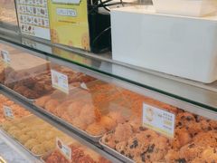-鲍师傅糕点(大沽南路店)