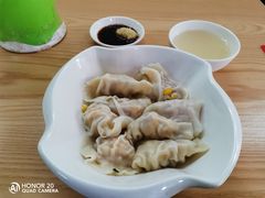 玉米鲜肉饺-聚荣饺子店