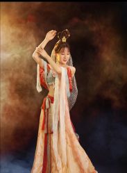 -玛奇朵婚纱摄影