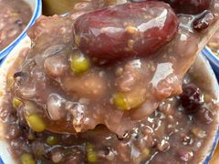 -李与白包子铺(桐梓林店)