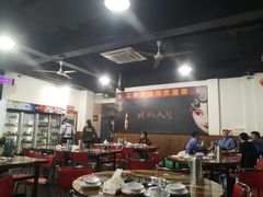 大堂-皖北巫氏三胖地锅鸡(长淮总店)