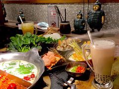 -湊湊火锅·茶憩(杭州湖滨银泰in77店)
