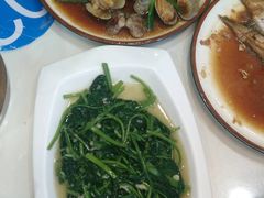 -鑫悦楼煎蟹·16年海鲜大排档