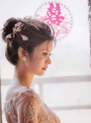 -莫小姐婚纱