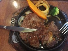 -玛格萝妮比萨屋(四平店)
