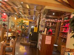 -月亮眼花园餐厅书吧酒吧