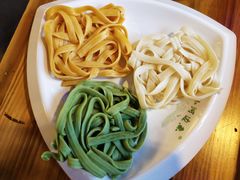 -小小河边鱼(天润城店)