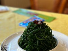 炝拌草原沙葱-德乐海蒙餐