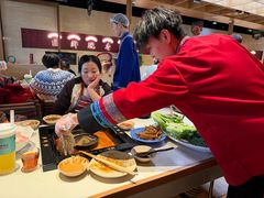 -老牌坊云南鱼豆花火锅(哈西万达店)