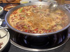 -小饕荟雅安贡椒鱼鲜馆(广福桥店)