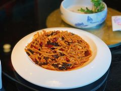 -老牌坊鲁菜名店(美莲广场店)