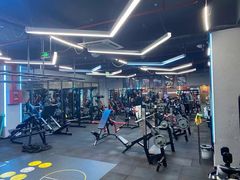 -豪思成DK健身私教连锁(凯乐国际店)