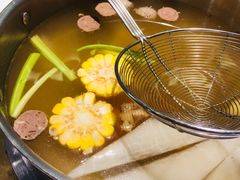 -左庭右院鲜牛肉火锅(金山万达店)