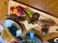 -米德维奇俄式西餐厅(西六道街店)