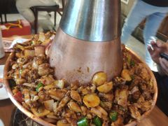 -炉小二铜锅牛蛙•川湘菜(三里屯店)