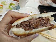 -高玛纳驴肉火烧(一世界店)