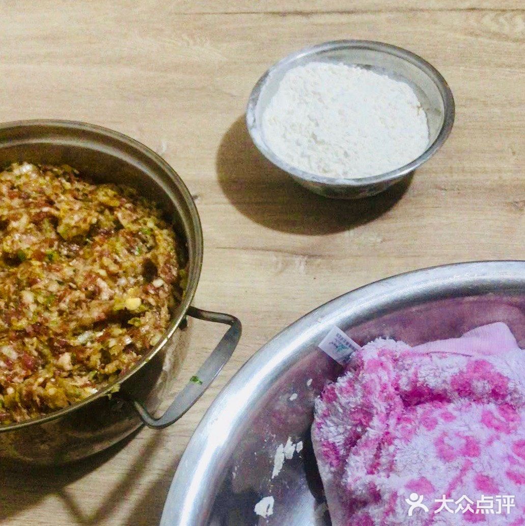 家里包的饺子才是最香最好的嘛