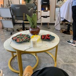 -V8潮牌·接发烫染连锁