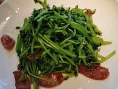 -潮界(LU·ONE凯德晶萃广场店)