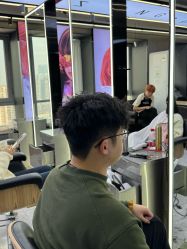 -藤野造型烫发染发