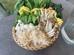 -沿途四季·云南菜·诗酒茶(蓝色港湾店)