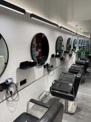 -卓梵美发·精品Salon