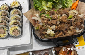 Grilled Meat Wrap Meal