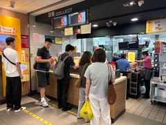 -麦当劳(上海虹桥站30B检票口楼上)