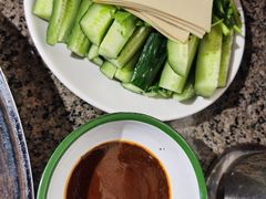 蘸酱菜-缘福乡村铁锅炖民宿(八达岭店)