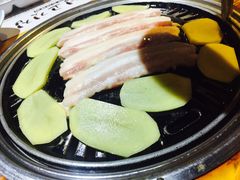 -唯成•韩国炭火烤肉 유성고기