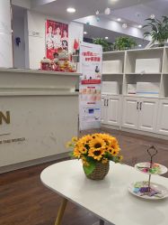 -蕾特恩专业祛痘皮肤管理
