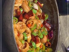 -老板恋上鱼(恒隆广场店)