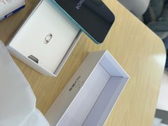 -荣耀授权专卖店(黄浦浙江中路店)