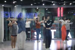 -STAR舞蹈工作室