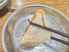 -黄阿姨锅贴大王(万航渡路店)