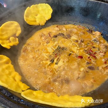 秋冬不得来一份地锅鸡吗！！