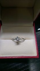 点击看大图 IMAG0782-威德钻石-克拉钻大本营(南京东路店)