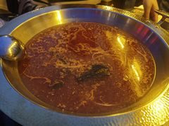 -野山舂·贵州现舂酸汤牛肉(东山店)