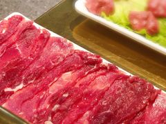 新鲜现切鲜嫩肉-古乐牛香·鲜牛肉自助火锅(南京总店)