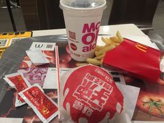 -麦当劳(宝山大厦店)