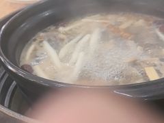-濠轩阁特色生蚝火锅(水湾路店)